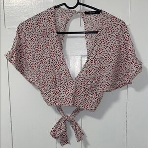 Forever 21 Red and White Flower Patterned Blouse